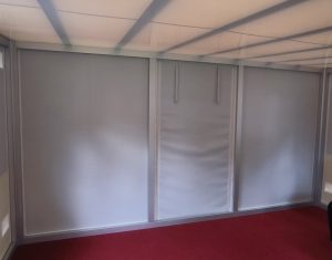 CARATENT mit Rückwand
