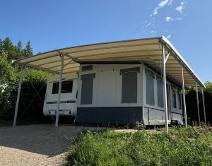 TWINTOP selbststehend auf festem Fremdvorzelt aufliegend