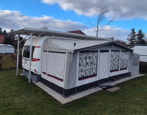 CARATOP selbststehend-aufliegend mit Designregenrinne
