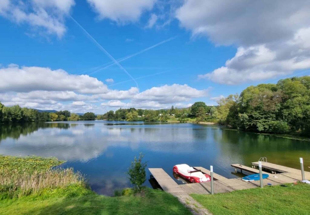 Humboldtsee mit Badesteg